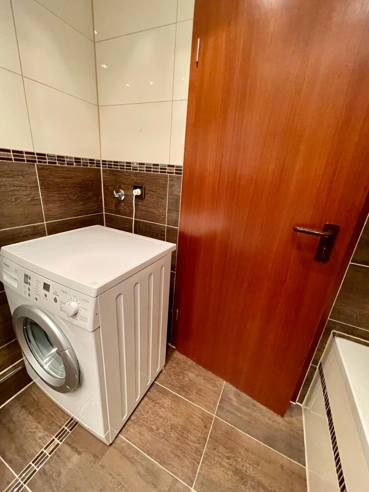 Wunderschoenes 2 Zimmer Apartment Zentrum Goldstadt Pforzheim Kültér fotó