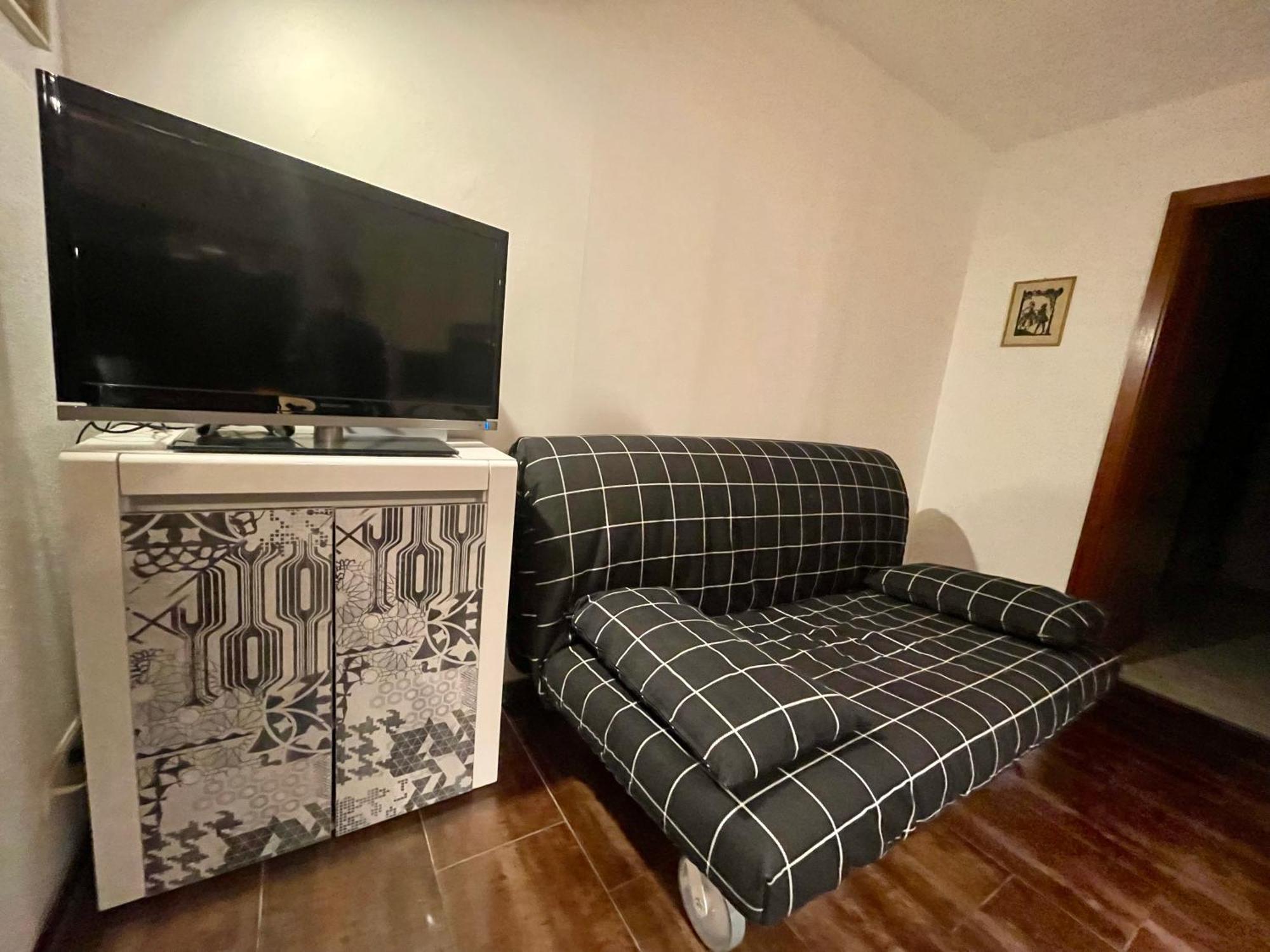Wunderschoenes 2 Zimmer Apartment Zentrum Goldstadt Pforzheim Kültér fotó